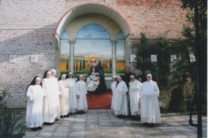 Le monache dall'affresco San Domenico-1
